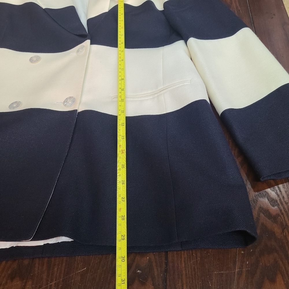 Escada Jacket - Picture 5 of 15